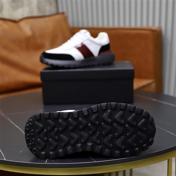 2025112816169934 300